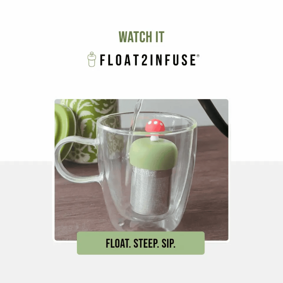 Baby Highland Cow | Floating Tea Infuser | Green Base