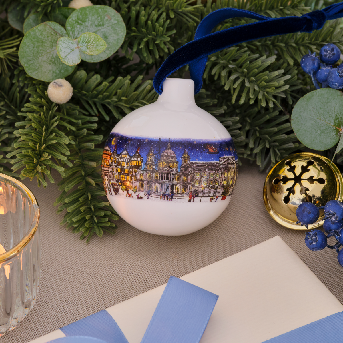 A London Christmas Tale Bauble