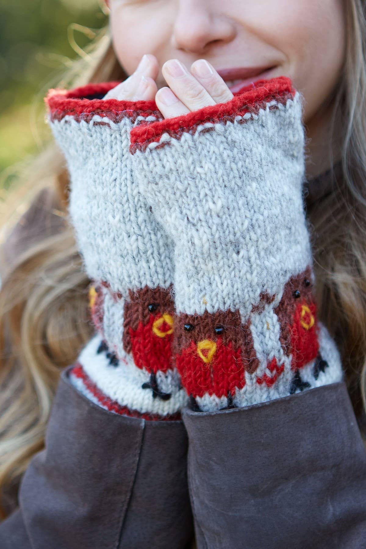 Christmas Robin Knit Fingerless Gloves Festive Red Wool